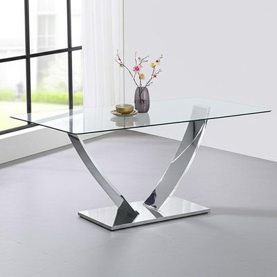 Mesa de jantar retangular com vidro transparente e base simples