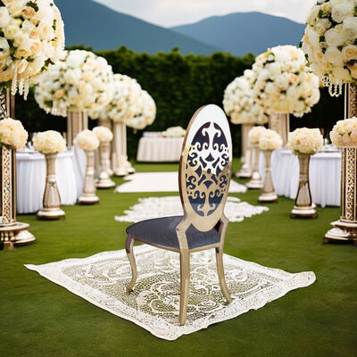 Bom preço Cadeiras de Jantar Clássicas de Luxo com Encosto Alto e Estrutura de Aço Inoxidável Dourado com Flores Esculpidas para Casamentos, Apartamentos, Hotéis e Eventos on-line